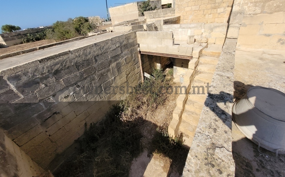 land-in-zurrieq