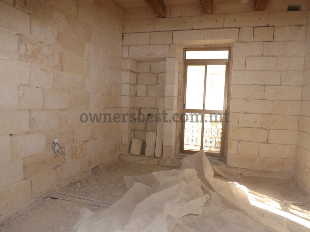 townhouse-in-cospicua