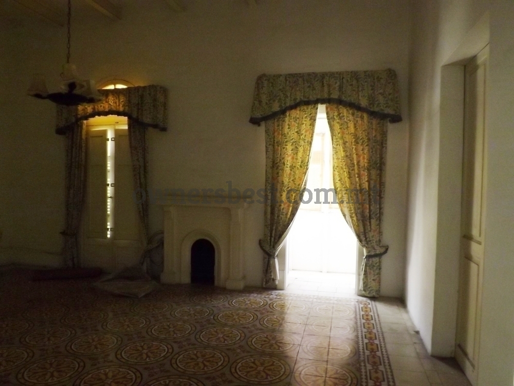 townhouse-in-sliema