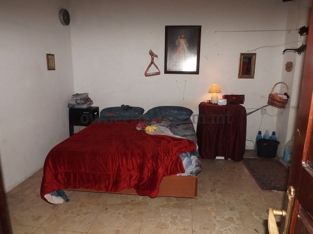 terraced-house-in-paola