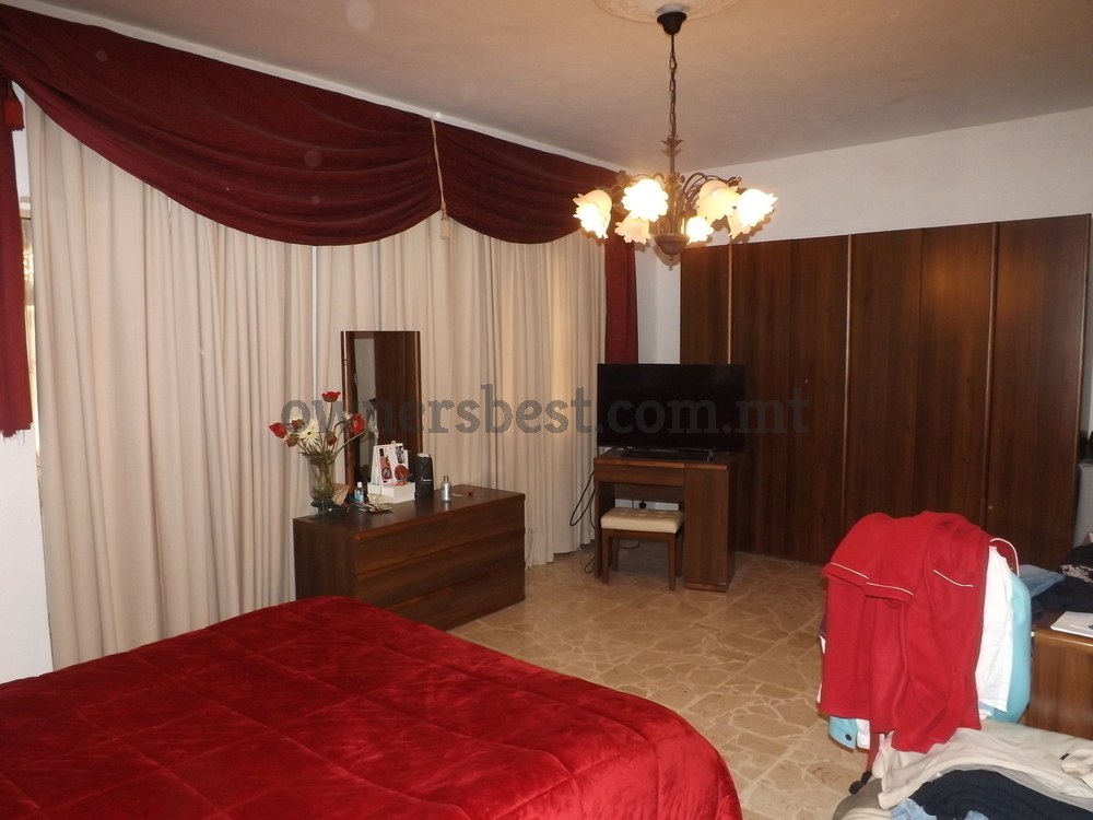 terraced-house-in-paola