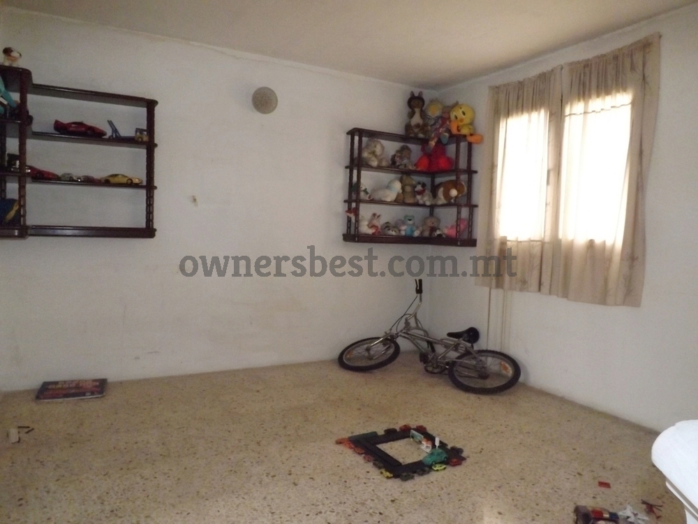 terraced-house-in-paola