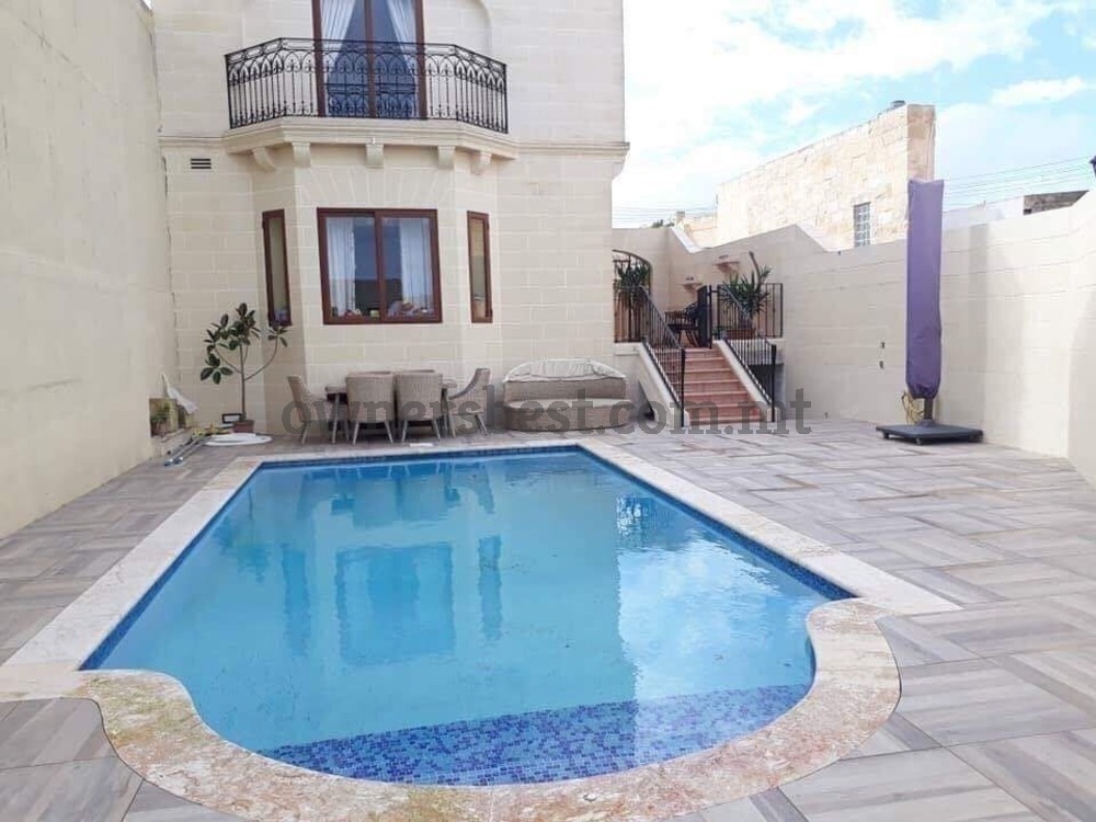 villa-in-naxxar