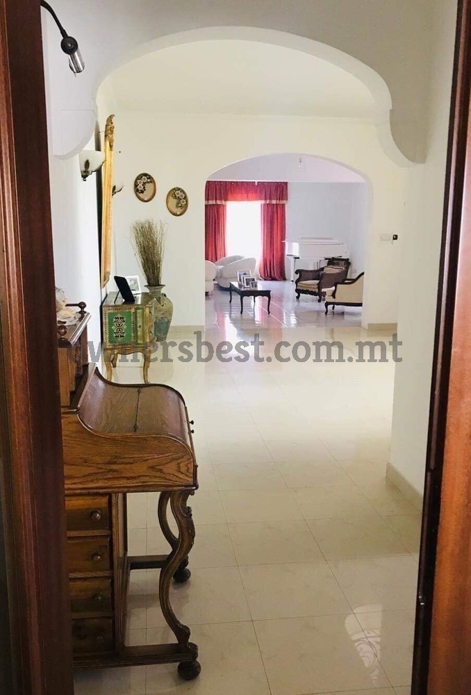 villa-in-naxxar
