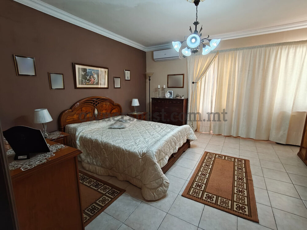 apartment-in-pieta