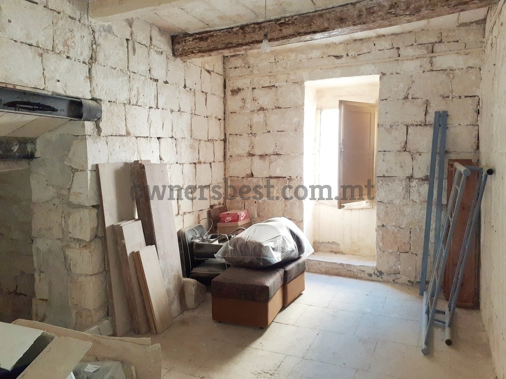 house-of-character-in-qormi
