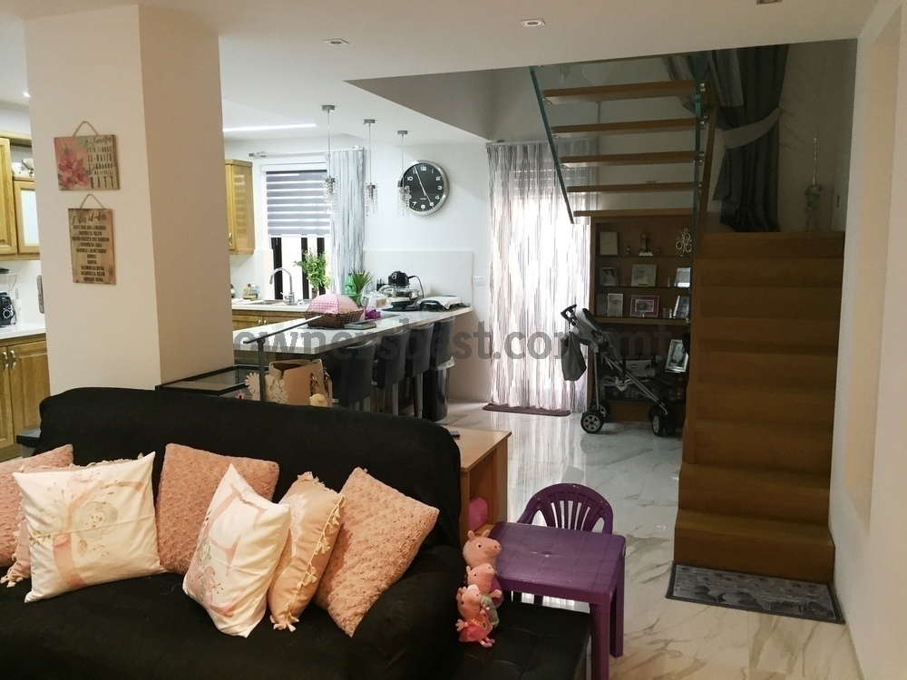 maisonette-duplex-in-zebbug