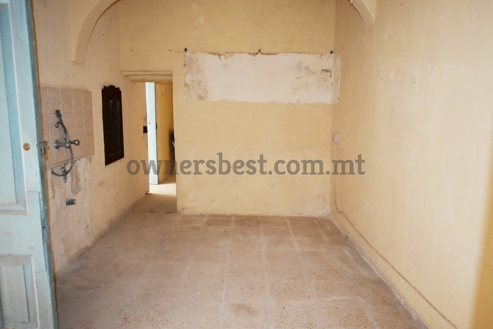 house-of-character-in-rabat
