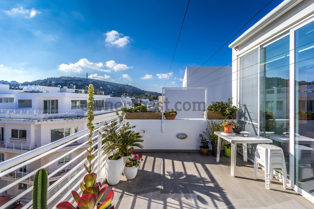 penthouse-in-bahar-ic-caghaq