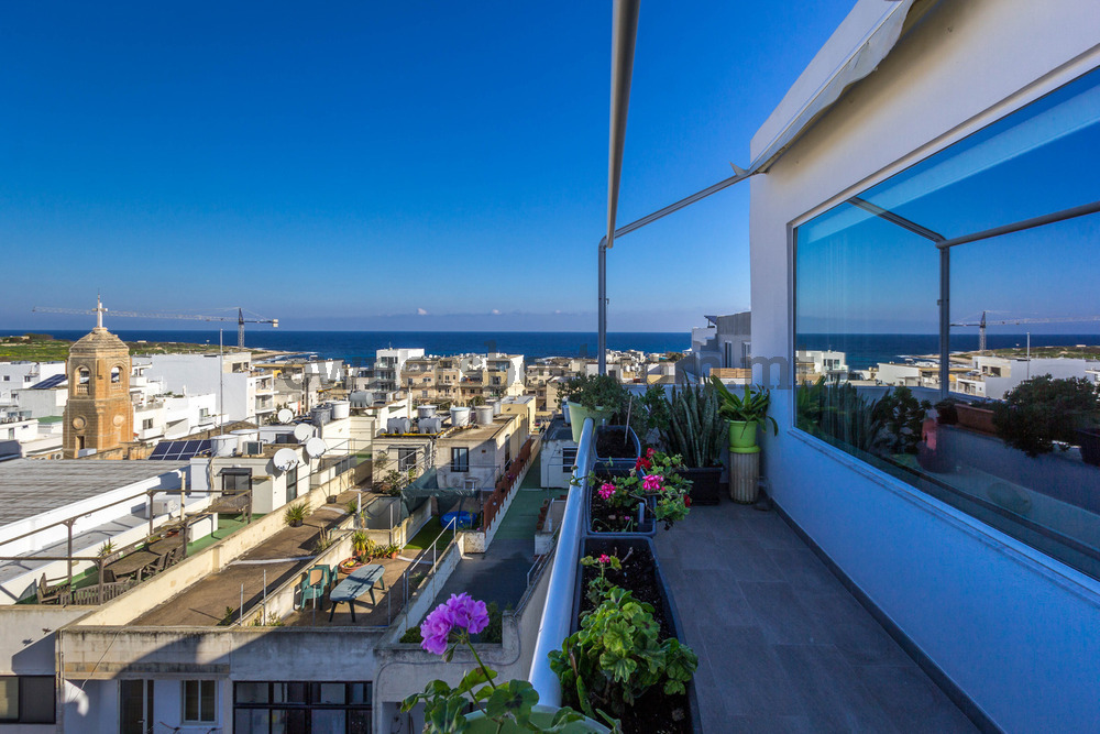 penthouse-in-bahar-ic-caghaq