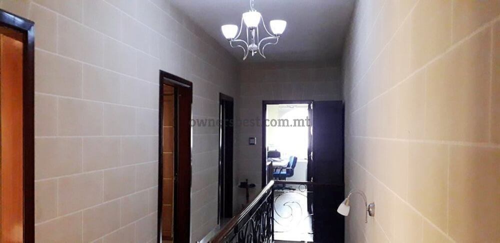 terraced-house-in-zabbar