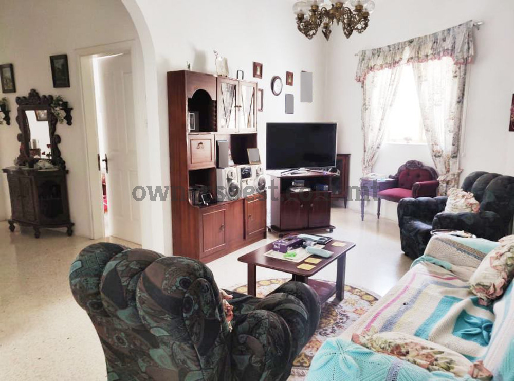 terraced-house-in-zebbug