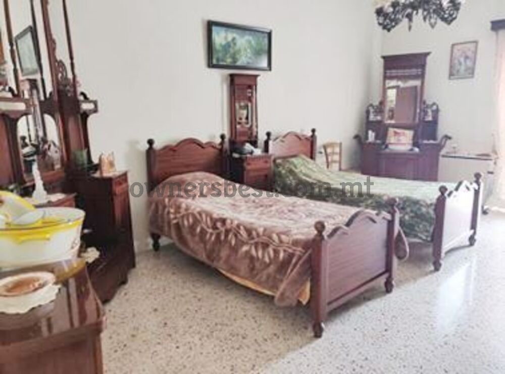 terraced-house-in-zebbug