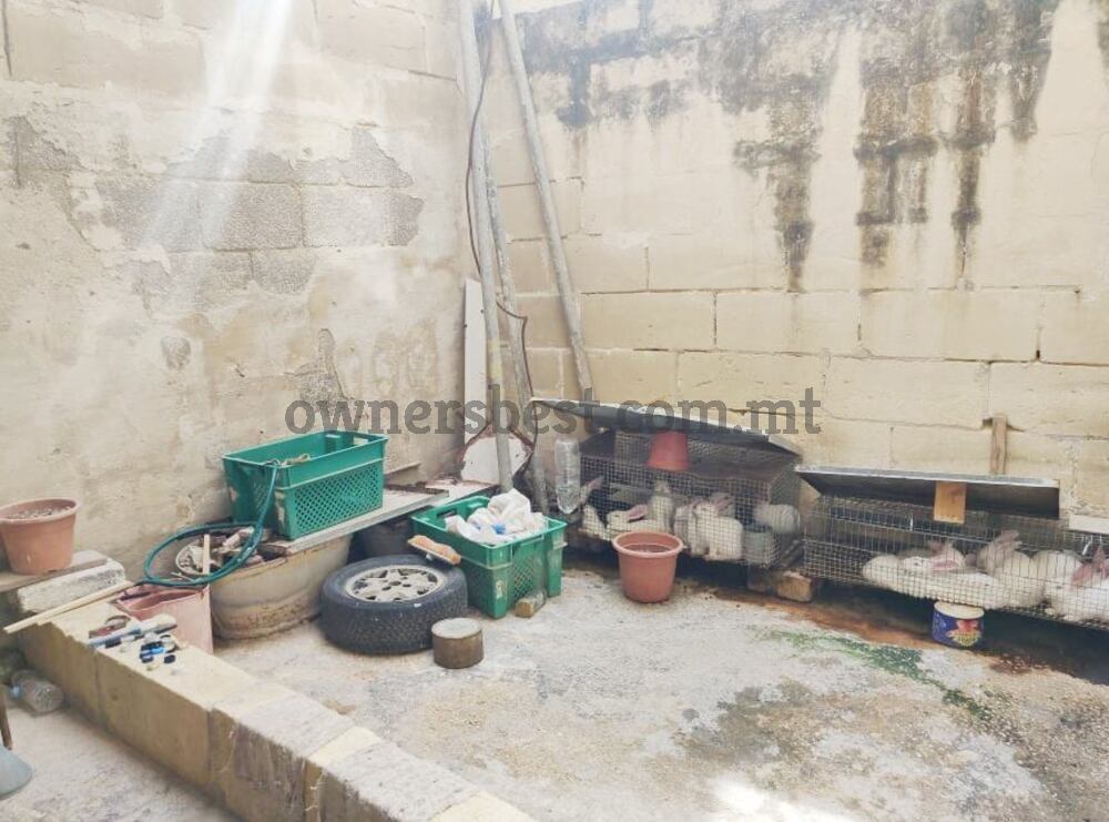 terraced-house-in-zebbug