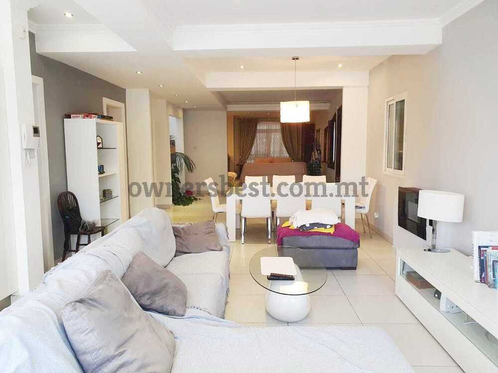 villa-in-attard