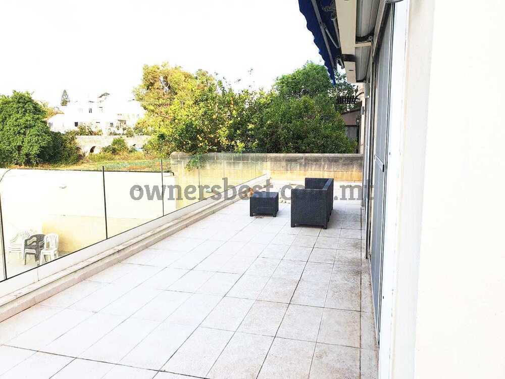 villa-in-attard