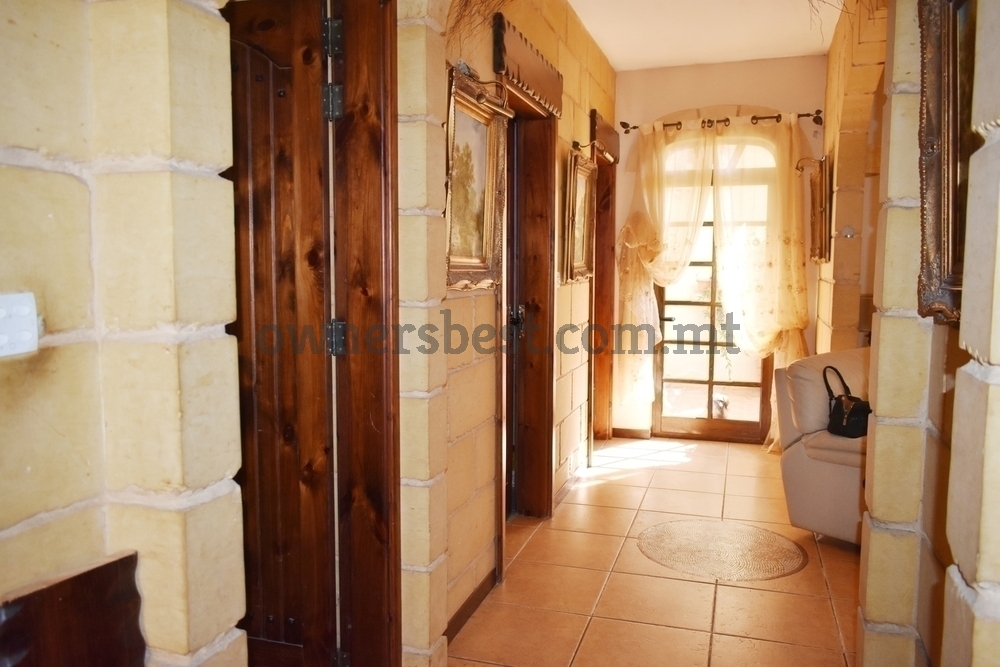 maisonette-duplex-in-zebbug