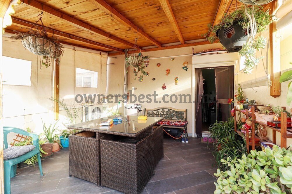 maisonette-solitary-in-marsascala