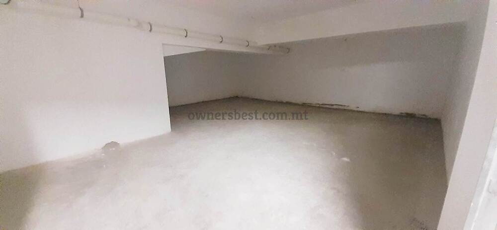 garage-basement-in-zurrieq