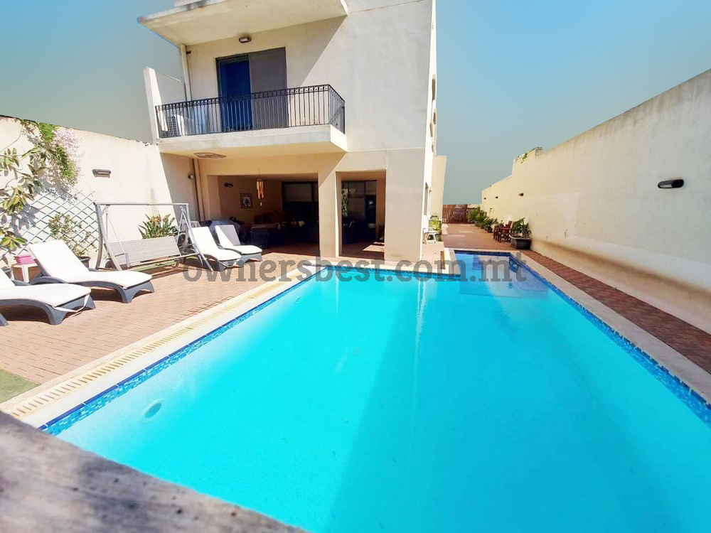 villa-in-mosta