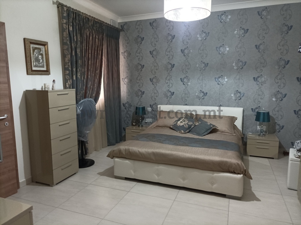 apartment-in-marsaxlokk