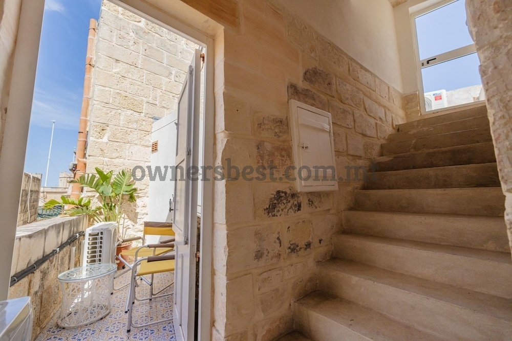 house-of-character-in-rabat