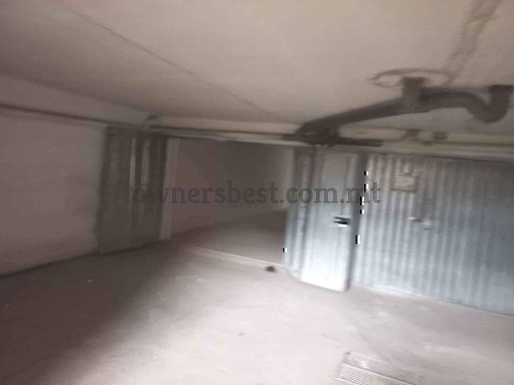 garage-in-san-gwann