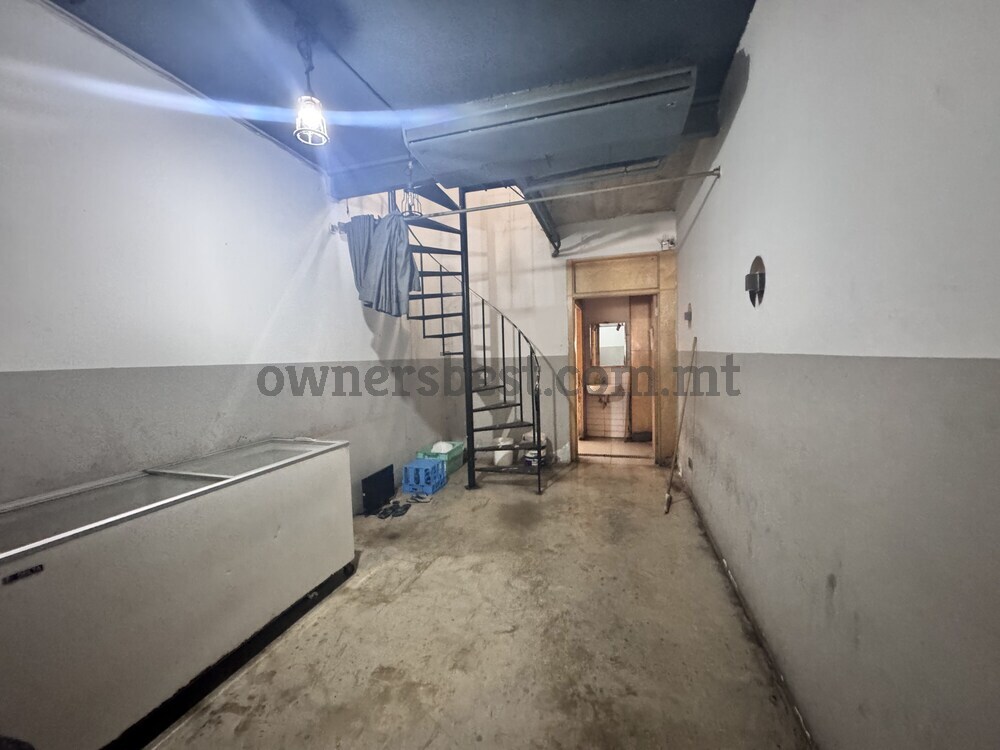 commercial-in-hamrun