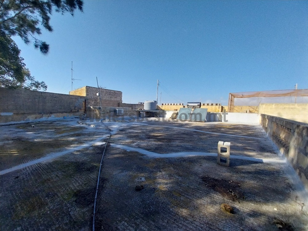 farmhouse-in-dingli