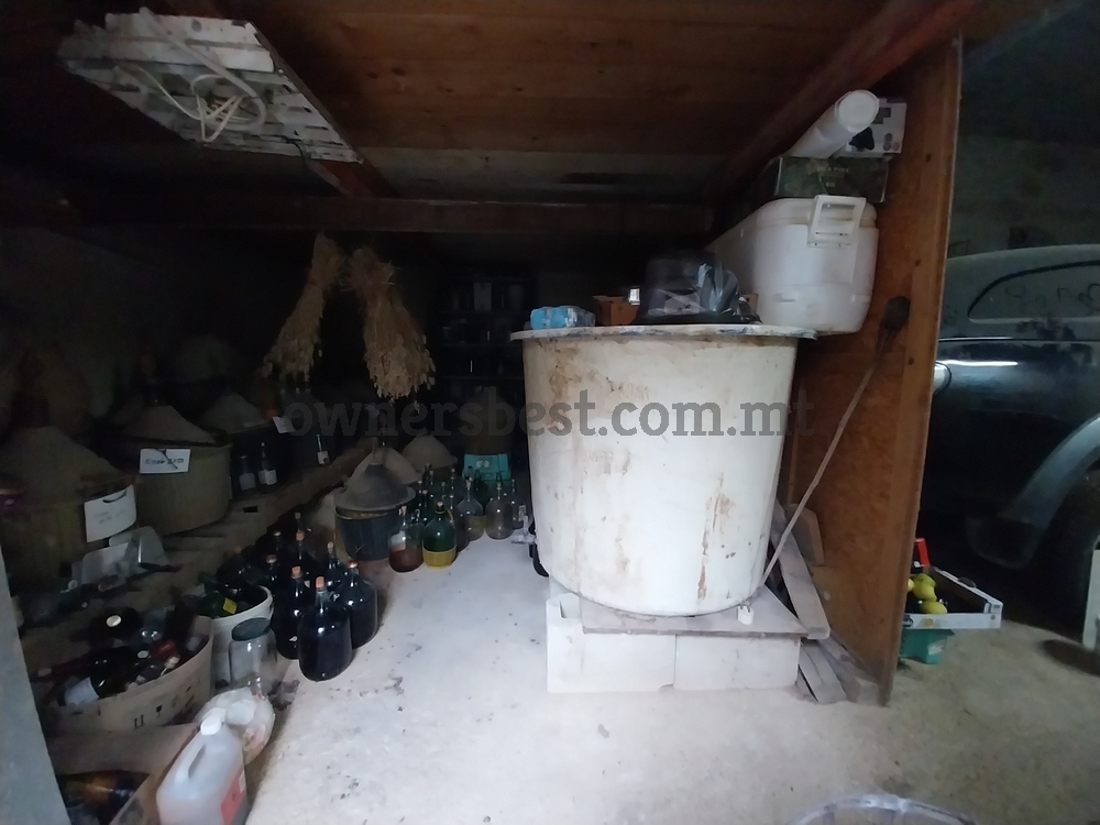 farmhouse-in-dingli