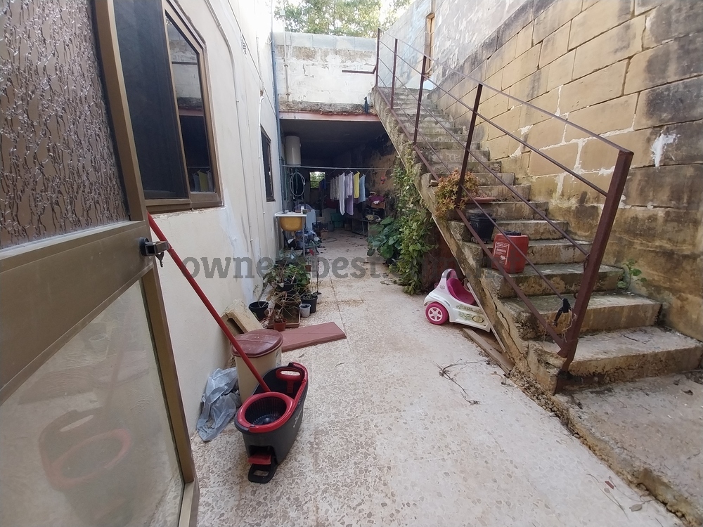 farmhouse-in-dingli