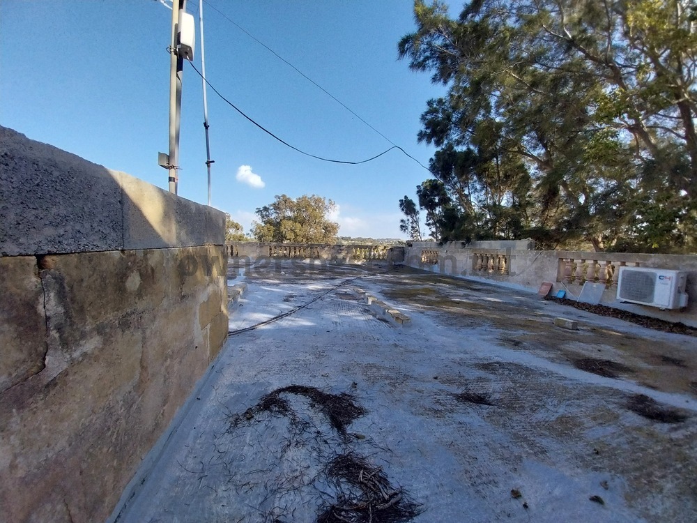 farmhouse-in-dingli