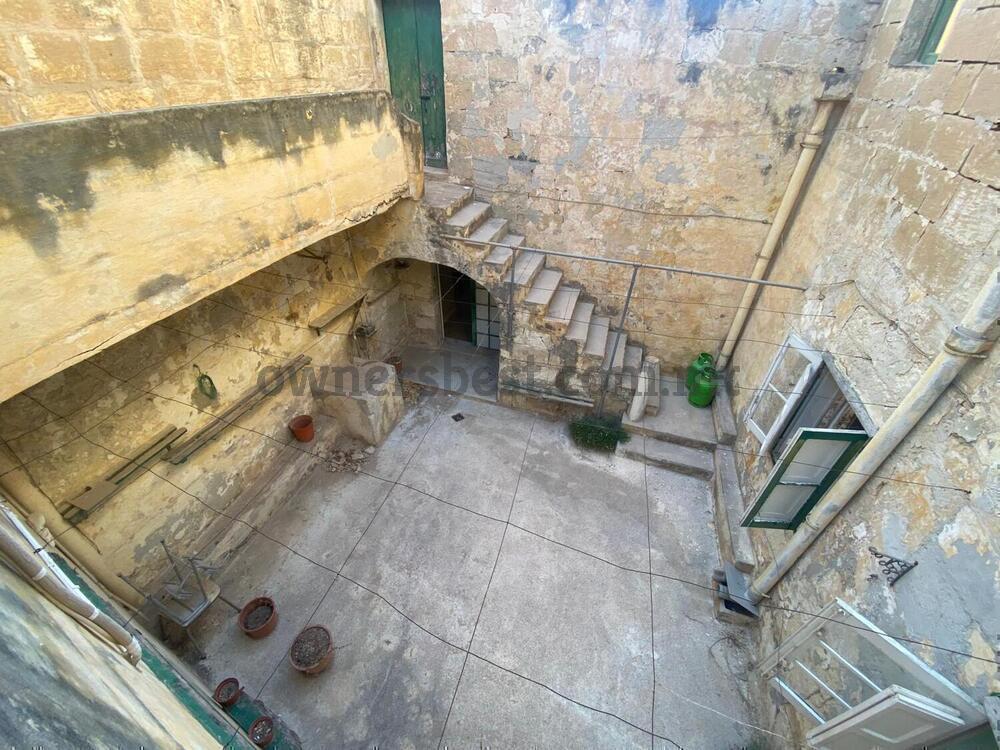 house-of-character-in-zabbar