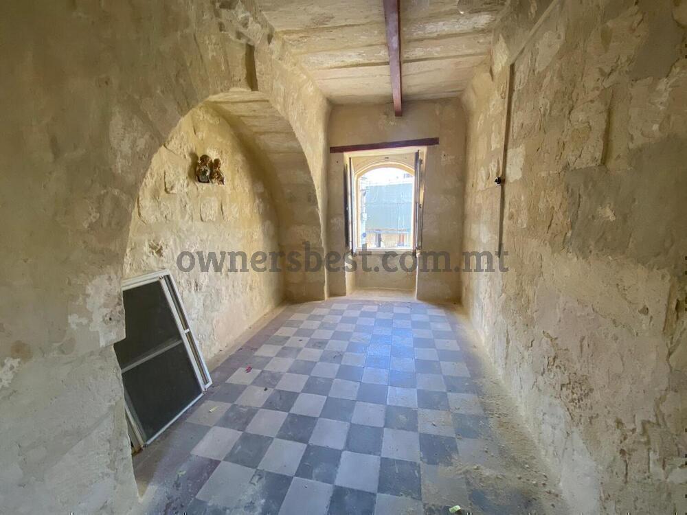 house-of-character-in-zabbar