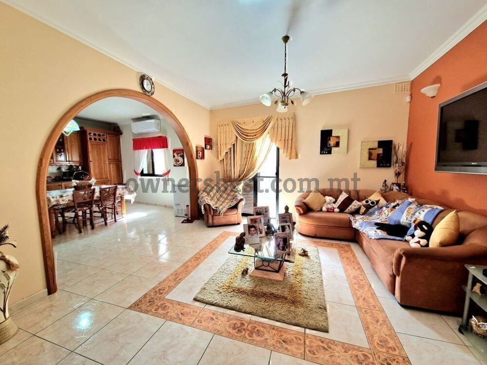 maisonette-solitary-in-cospicua