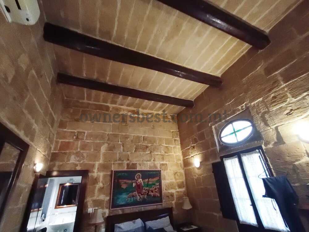 house-of-character-in-birkirkara