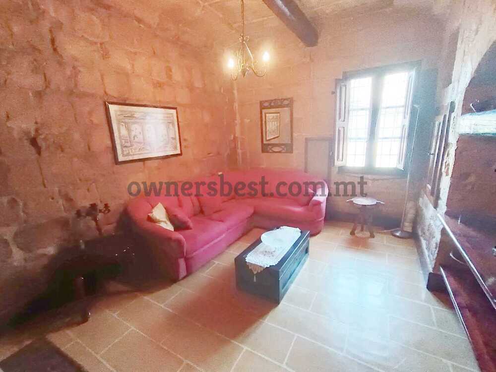 house-of-character-in-birkirkara