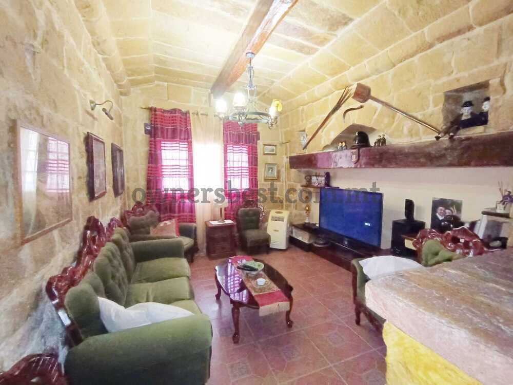 house-of-character-in-birkirkara