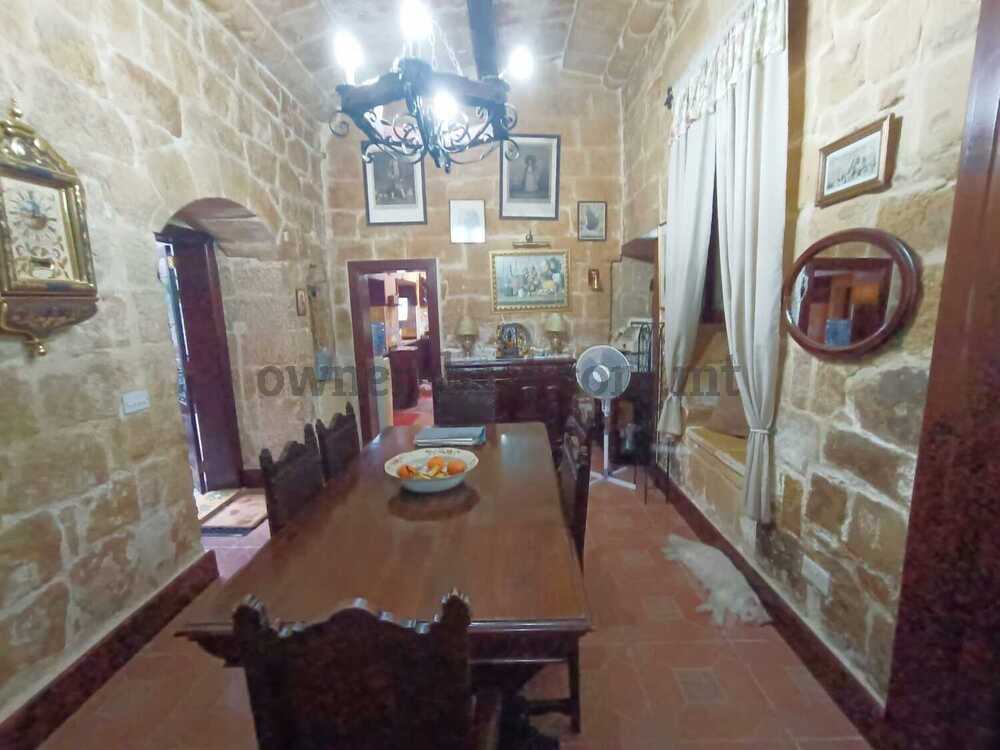 house-of-character-in-birkirkara