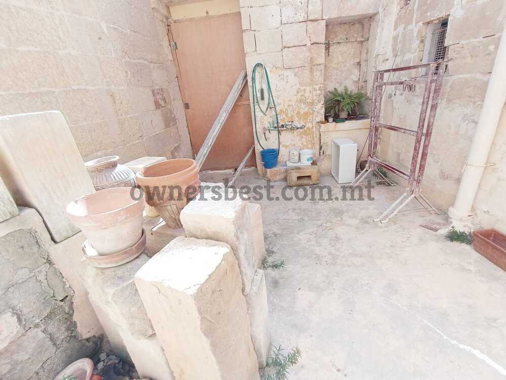 house-of-character-in-kirkop