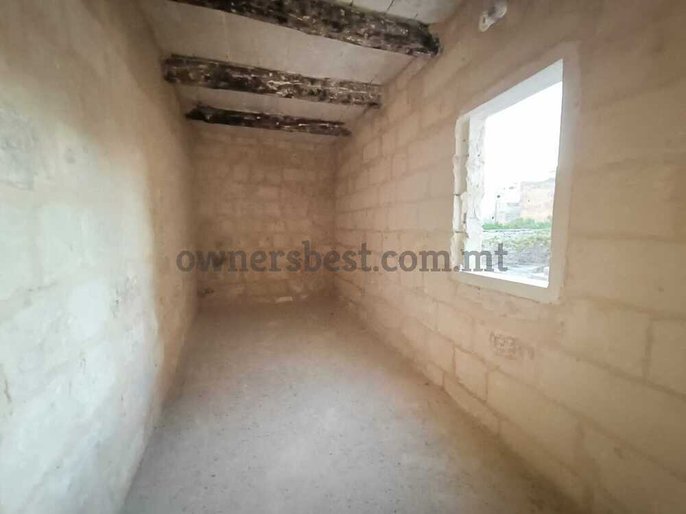 house-of-character-in-qormi