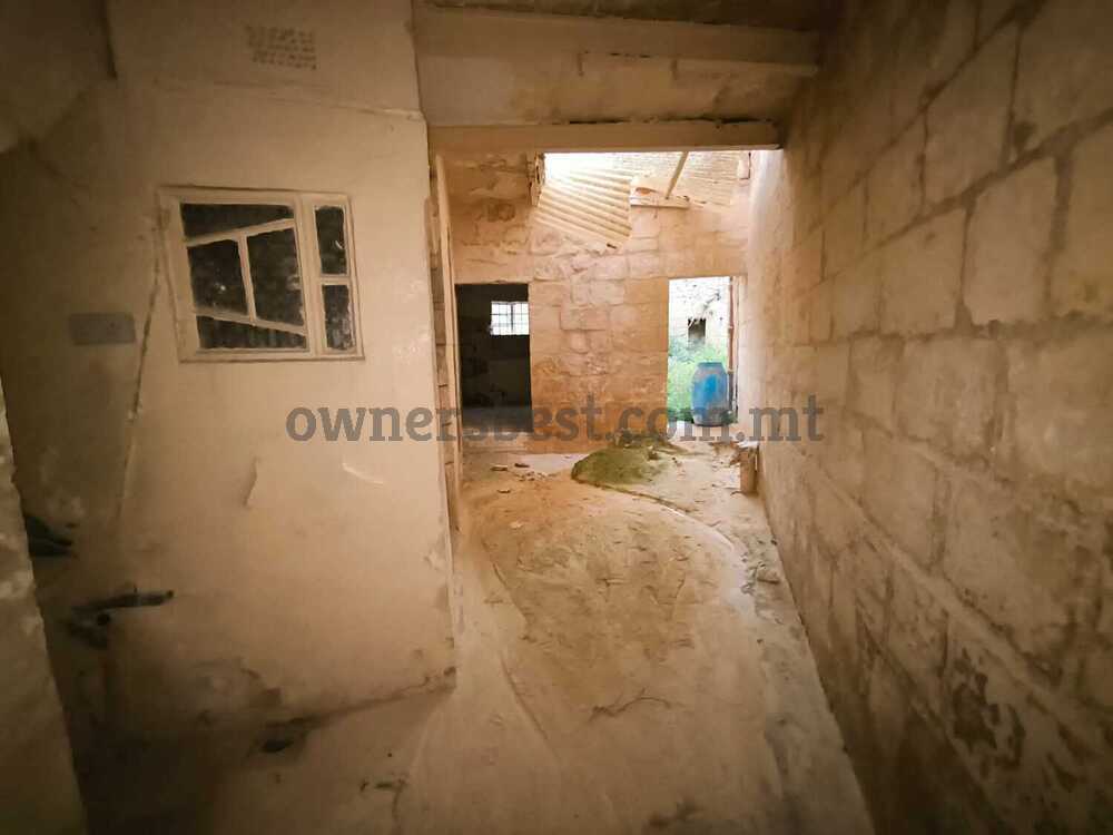 house-of-character-in-qormi