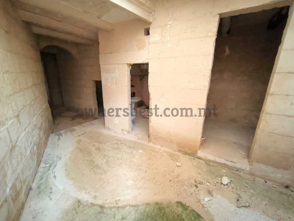 house-of-character-in-qormi
