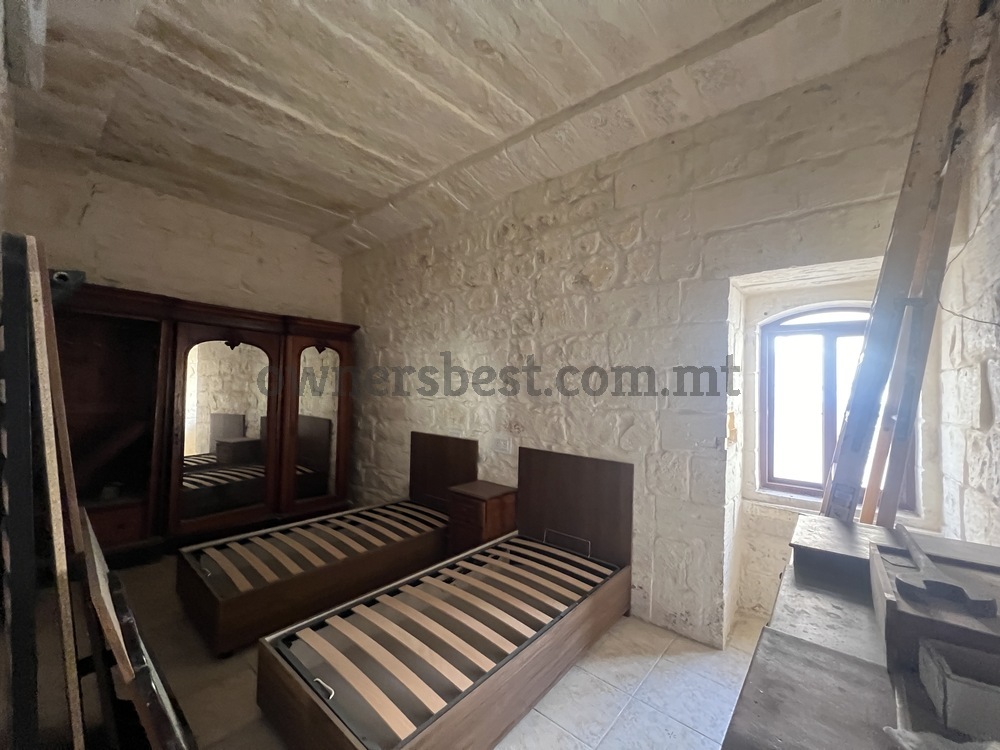 house-of-character-in-qormi