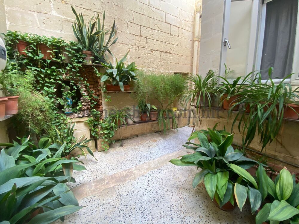 house-of-character-in-zebbug