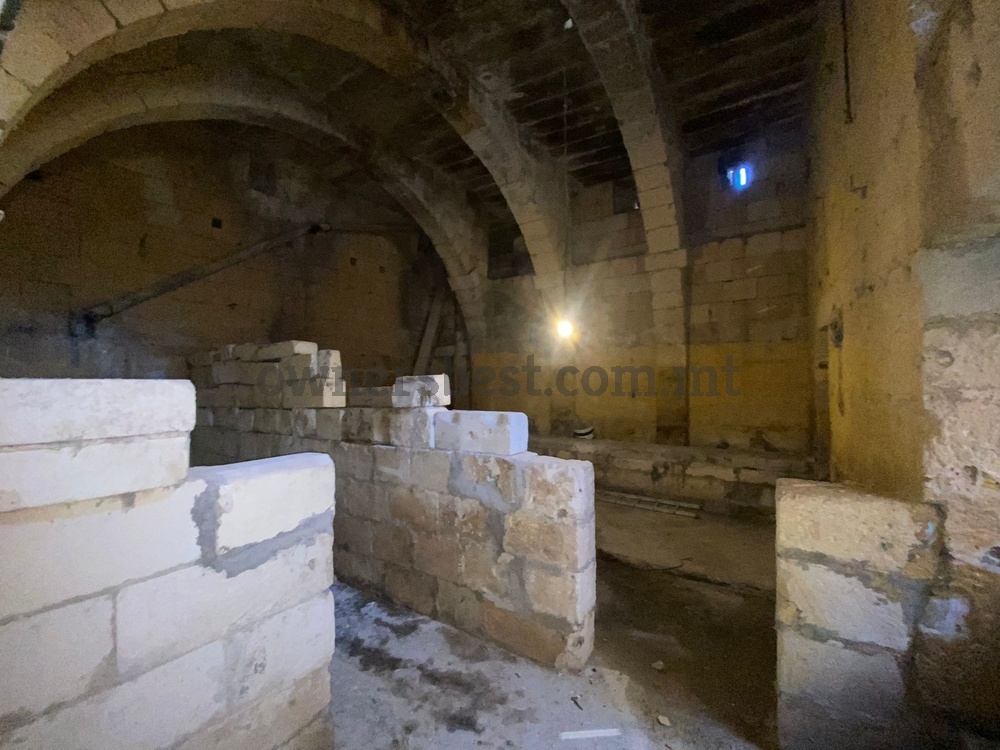 house-of-character-in-zebbug