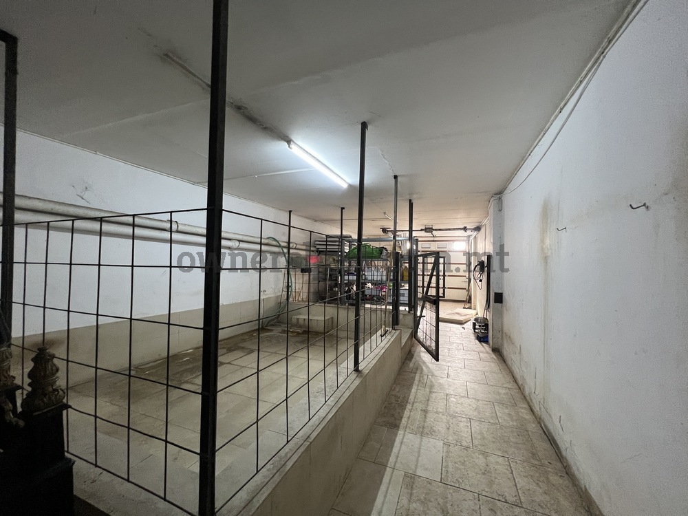 villa-in-attard