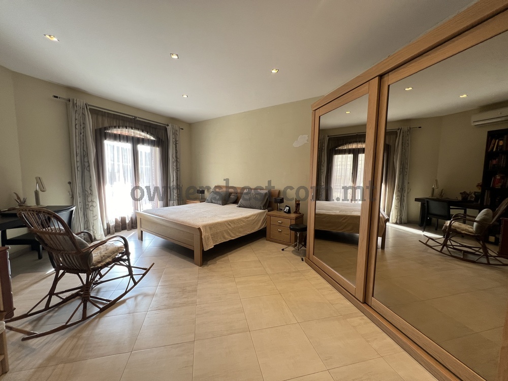 villa-in-attard