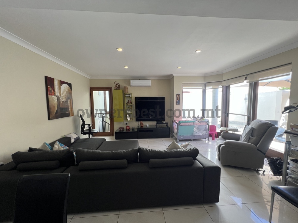 villa-in-attard