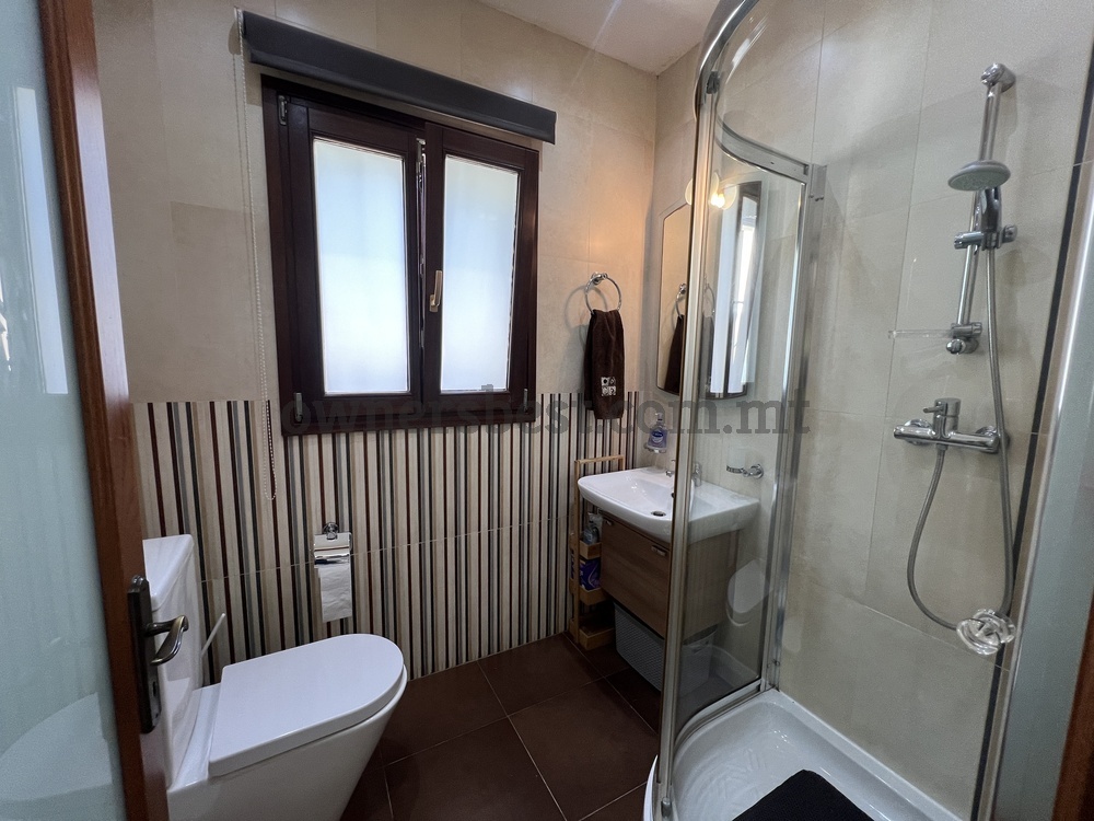 villa-in-attard